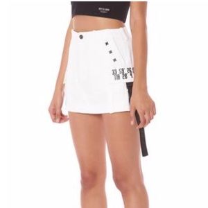 White cargo style skirt